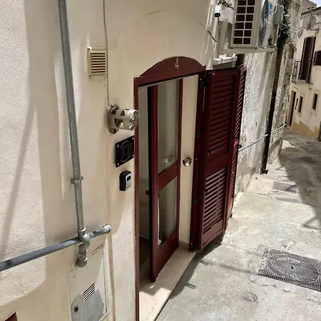 شقة Dimora Pacilli *